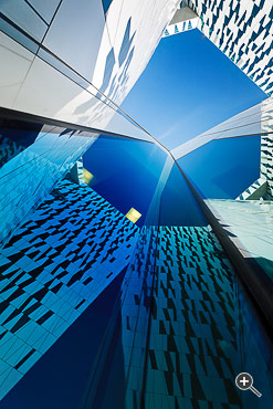 Moderne Architektur des Bella Sky Comwell Hotel Copenhagen in Kopenhagen, D&auml;nemark.