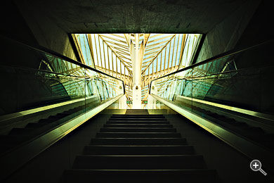 Bahnhof Oriente von Architekt Santiago Calatrava in Lissabon, Portugal.