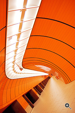 U-Bahn-Station Marienplatz in M&uuml;nchen, Deutschland.
