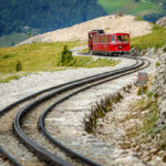 Die Schafbergbahn auf offener Strecke