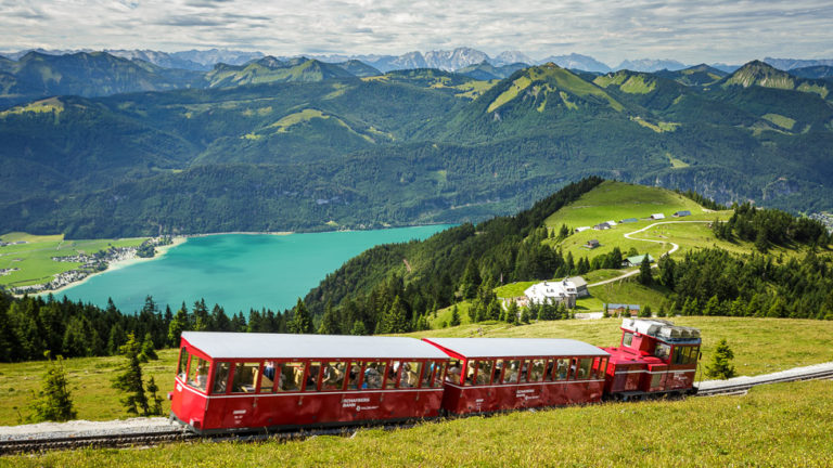 Mit Der Schafbergbahn Zum Besten Seenblick mit-der-schafbergbahn-zum-besten-seenblick