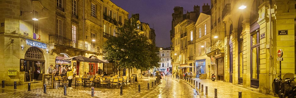 Altstadt von Bordeaux am Abend