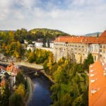 Blick auf das Schloss und die Moldau vom Schlossturm aus gesehen