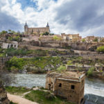 Panoramablick auf die Altstadt von Toledo, gesehen vom Aussichtspunkt Mirador del Valle