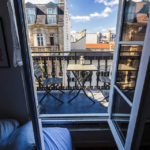 Der herrliche französische Balkon in meiner Airbnb-Unterkunft in Paris