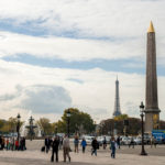 Der Obelisk auf dem Place de la Concorde, im Hintergrund der Eiffelturm
