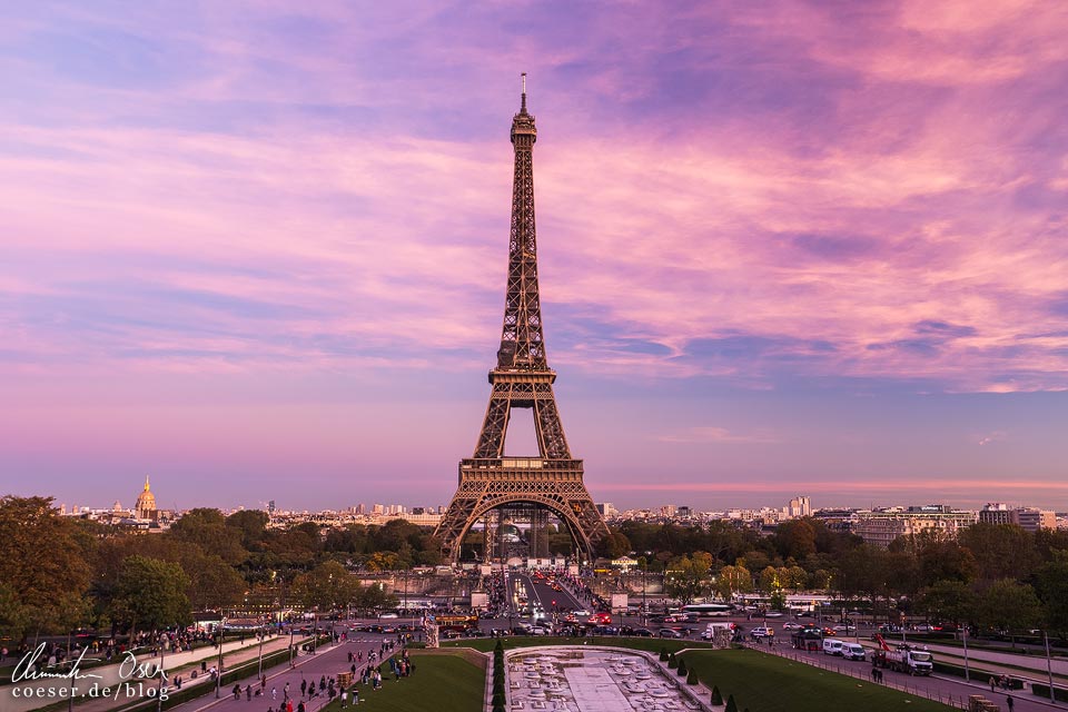 Aussichtspunkt in Paris: Place du Trocadéro mit Blick auf den Eiffelturm