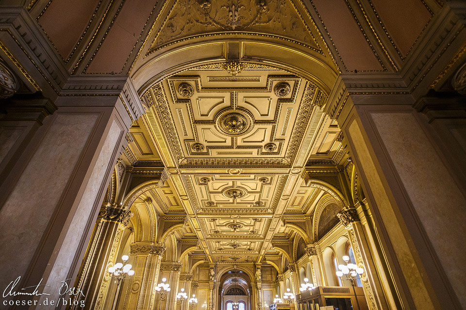 Foyer der Wiener Staatsoper