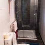 Bad im Doppelzimmer in der Privatpension Haus Elisabeth in Zell am See