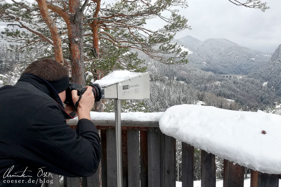 20-Schilling-Blick auf dem Semmering Bahnwanderweg im Winter