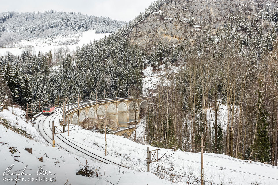 Viadukt Kalte Rinne auf der Semmeringbahn in Winter