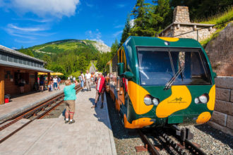 Schneebergbahn in der Station Baumgartner