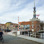 Der historische Glockenturm Accijnstoren in Alkmaar