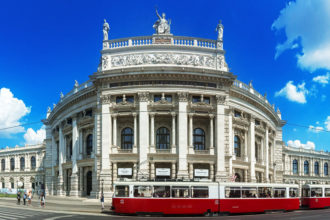 Außenansicht des Burgtheaters in Wien