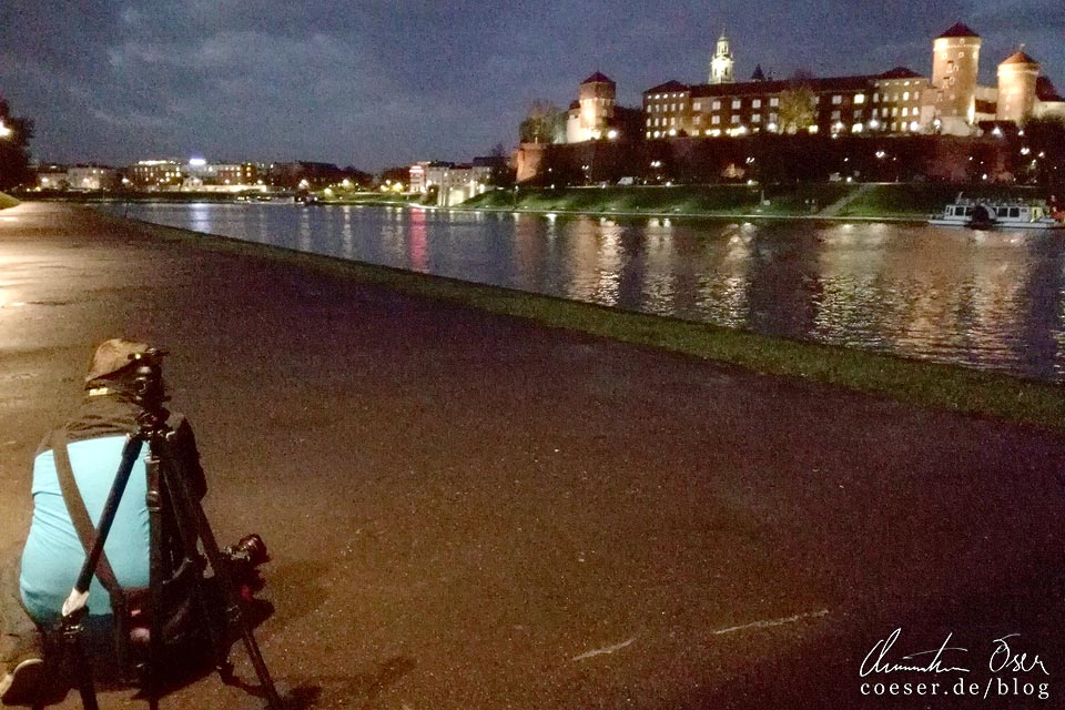 Fotograf Christian Öser während der Arbeit in Krakau