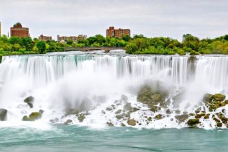 American Falls bei den Niagarafällen