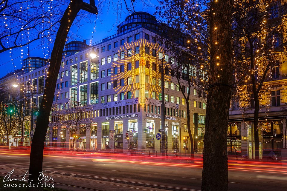 Riesige Weihnachts-Friedenskerze auf der Ringstraße in Wien