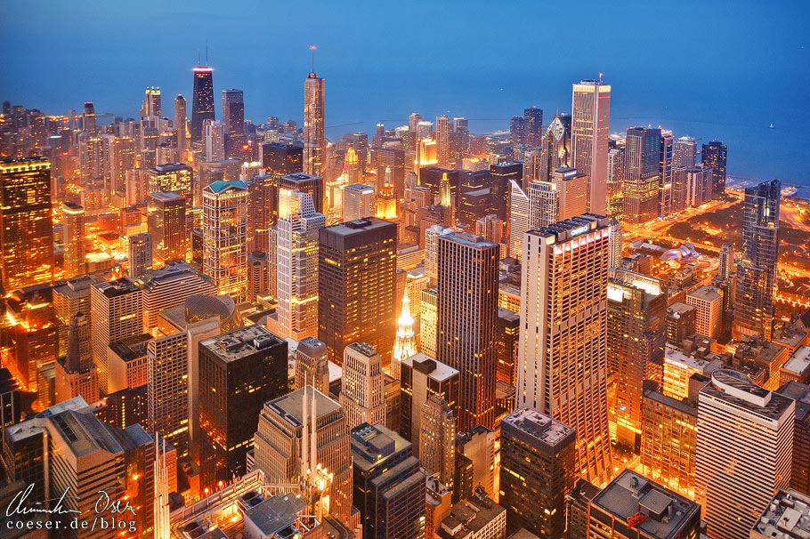 Skyline von Chicago und Lake Michigan vom Skydeck Chicago (Willis Tower) aus gesehen