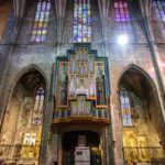 Innenansicht der Kirche Basílica de Santa Maria del Pi in Barcelona