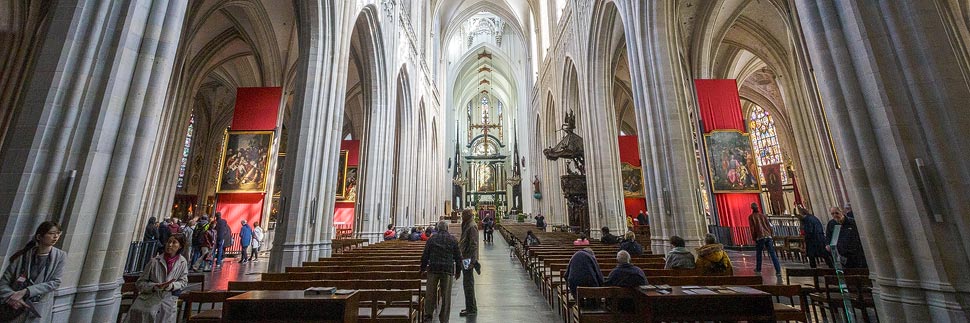 Innenansicht der Liebfrauenkirche in Antwerpen