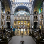 Haupthalle des Hauptbahnhofs Antwerpen-Centraal