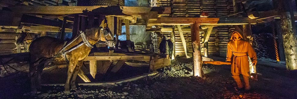 Figuren von Bergarbeitern im Salzbergwerk Wieliczka bei Krakau