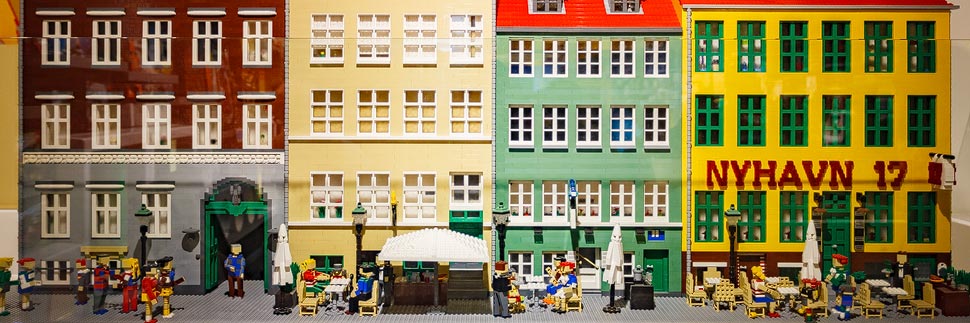 Nyhavn-Nachbau aus LEGO-Steinen im LEGO-Shop in Kopenhagen