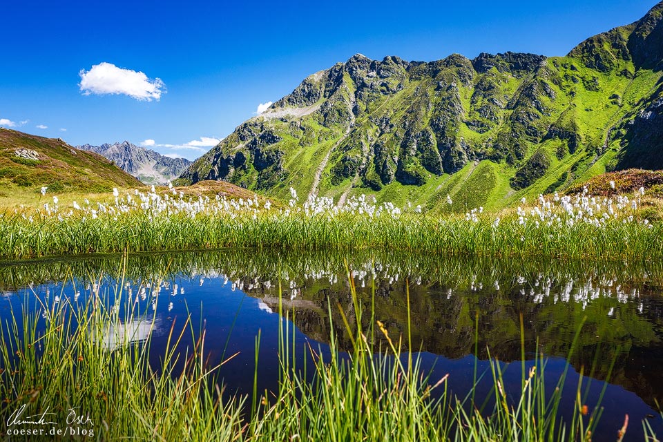 Spiegelung in einem See auf der 3-Seen-Wanderung auf dem Hochjoch