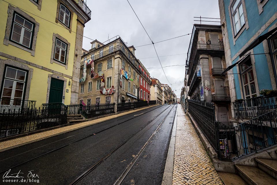 Aufgelassene Strecke der Straßenbahn (Tramway) in Lissabon