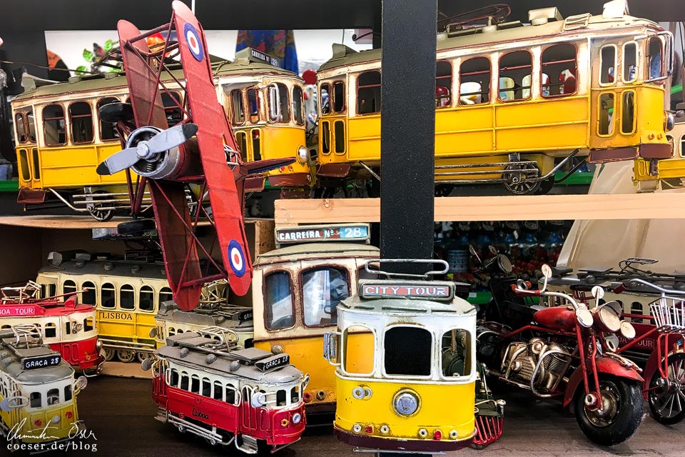 Straßenbahn-Souvenirs (Tramway) in Lissabon