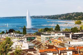 Stadtansicht von Genf mit Genfersee