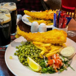 Fish and Chips im Bankers Bar Pub in Dublin