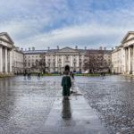 Panoramaansicht des Trinity College in Dublin