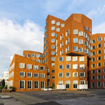 Gebäudeensemble "Neuer Zollhof" von Frank Gehry im Medienhafen von Düsseldorf