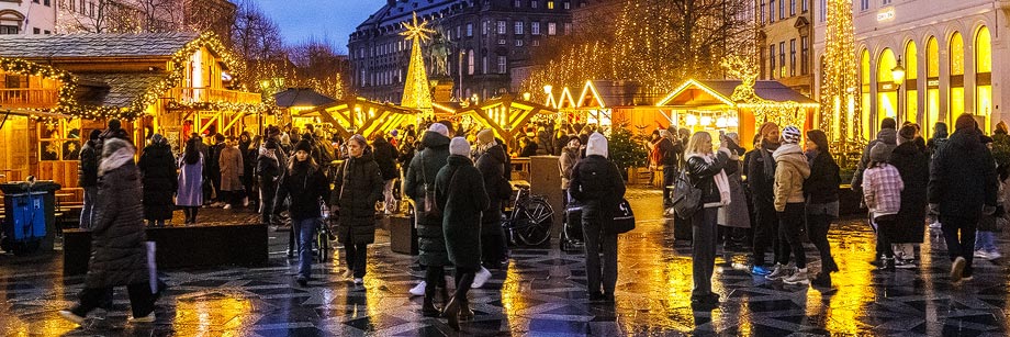 Weihnachtsmarkt auf dem Hojbro Plads in Kopenhagen