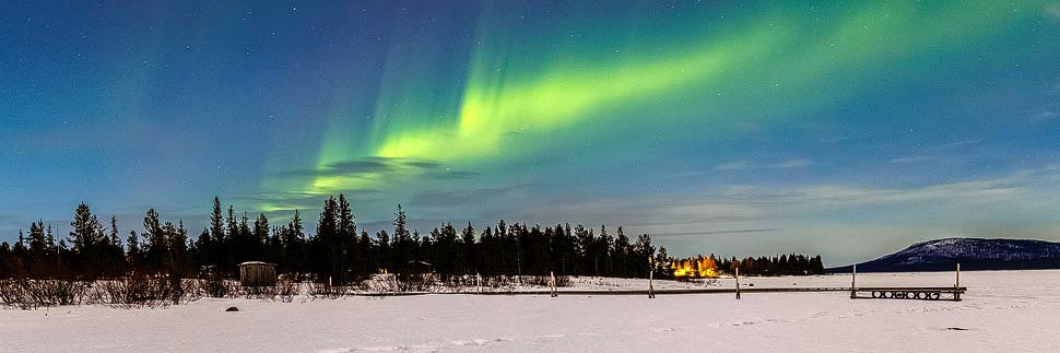 Nordlichter über der Reindeer Lodge, Jukkasjärvi bei Kiruna, Schweden