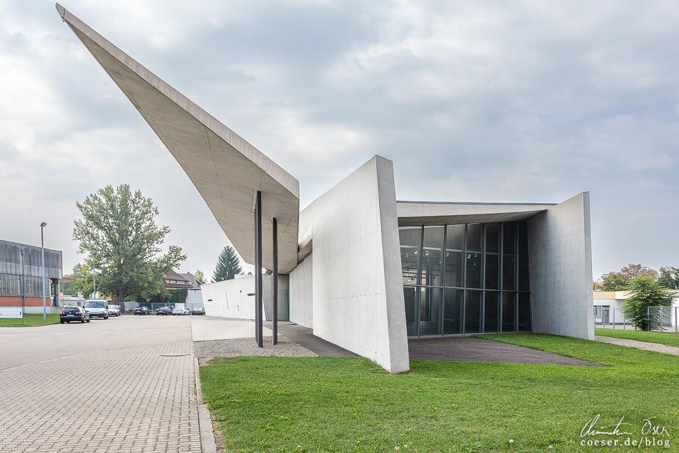 Die alte Feuerwache am Vitra-Campus (geplant von Zaha Hadid 1993) in Weil am Rhein