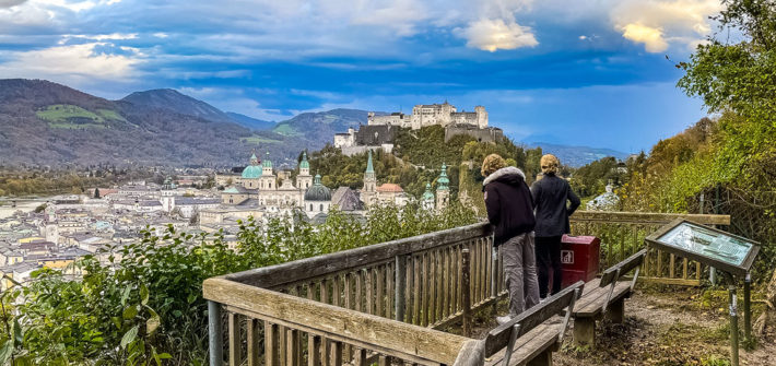 Aussicht vom Mönchsberg auf die Altstadt von Salzburg