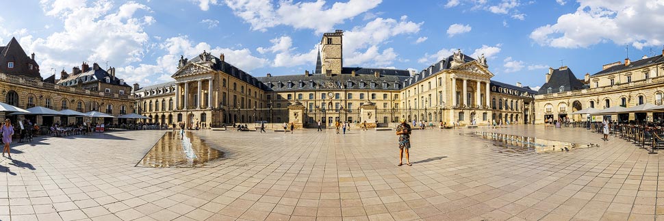 Panorama des Herzogspalast von Dijon