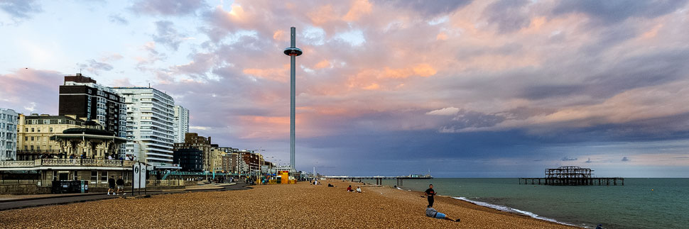 Sonnenuntergang am Strand von Brighton