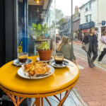 Das Café Bond St Coffee im Stadtviertel North Laine von Brighton