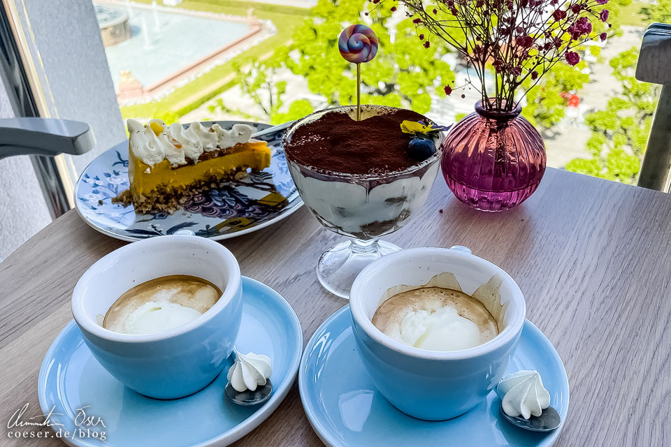 Kuchen und Affogato im Café Mamma Mia in Sopot