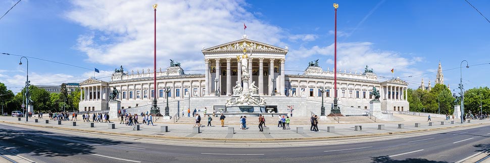 Panorama des Parlaments in Wien