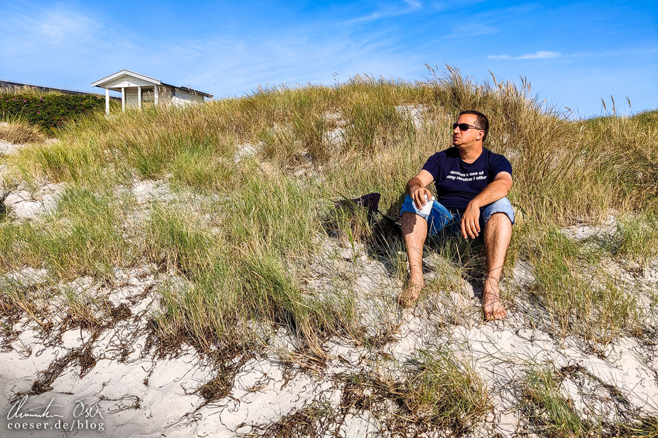 Fotograf und Reiseblogger Christian Öser am Strand von Skanör med Falsterbo