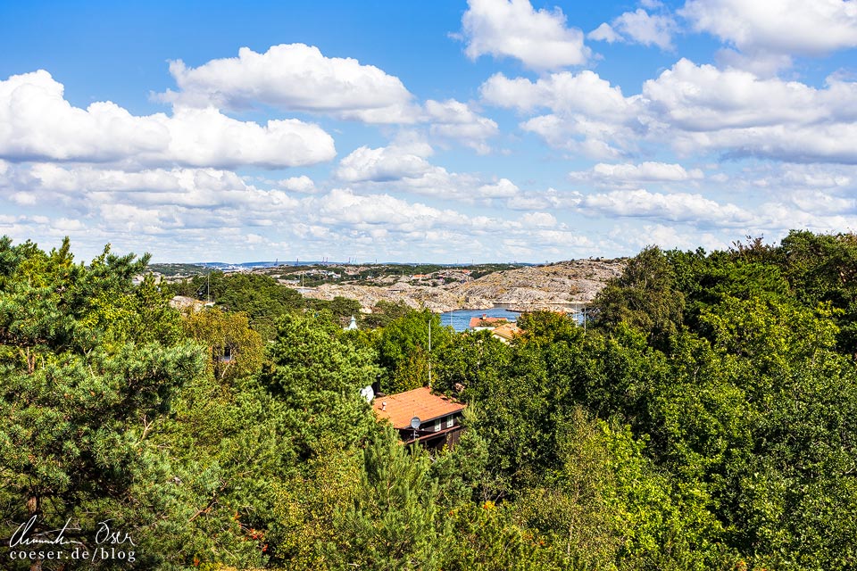 Blick auf Styrsö und die Göteborger Schären von einem Aussichtspunkt