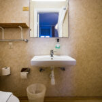 Bad im Doppelzimmer im Hotel Stadshotellet in Kristianstad