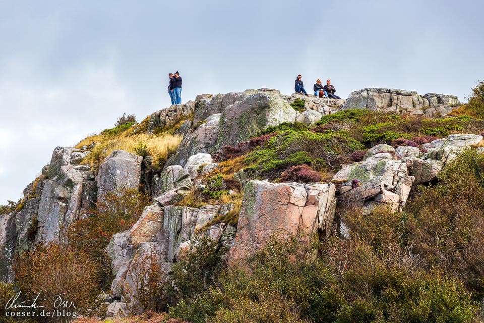 Aussichtspunkt auf der Wanderung im Naturreservat Kullaberg in Schweden