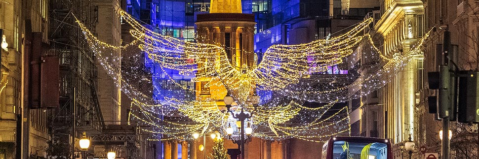 Weihnachtsbeleuchtung auf der Regent Street in London