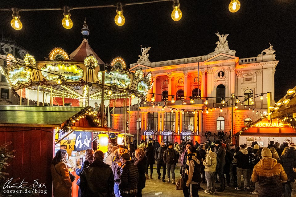 Weihnachtsmärkte Zürich: Zürcher Wienachtsdorf am Sechseläutenplatz