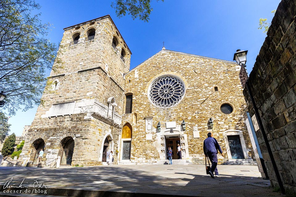 Außenansicht der Cattedrale di San Giusto Martire in Triest